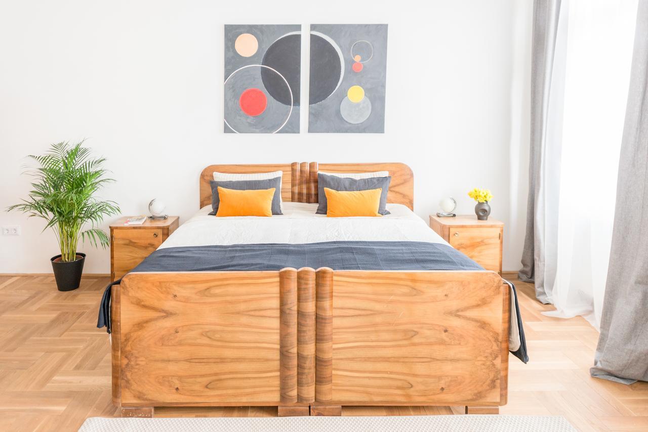 Modern Bauhaus Lejlighed Budapest Eksteriør billede