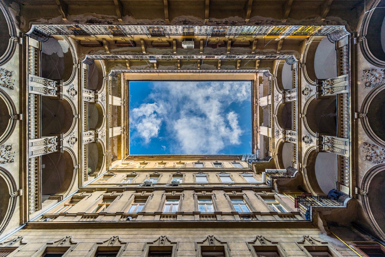 Modern Bauhaus Lejlighed Budapest Eksteriør billede
